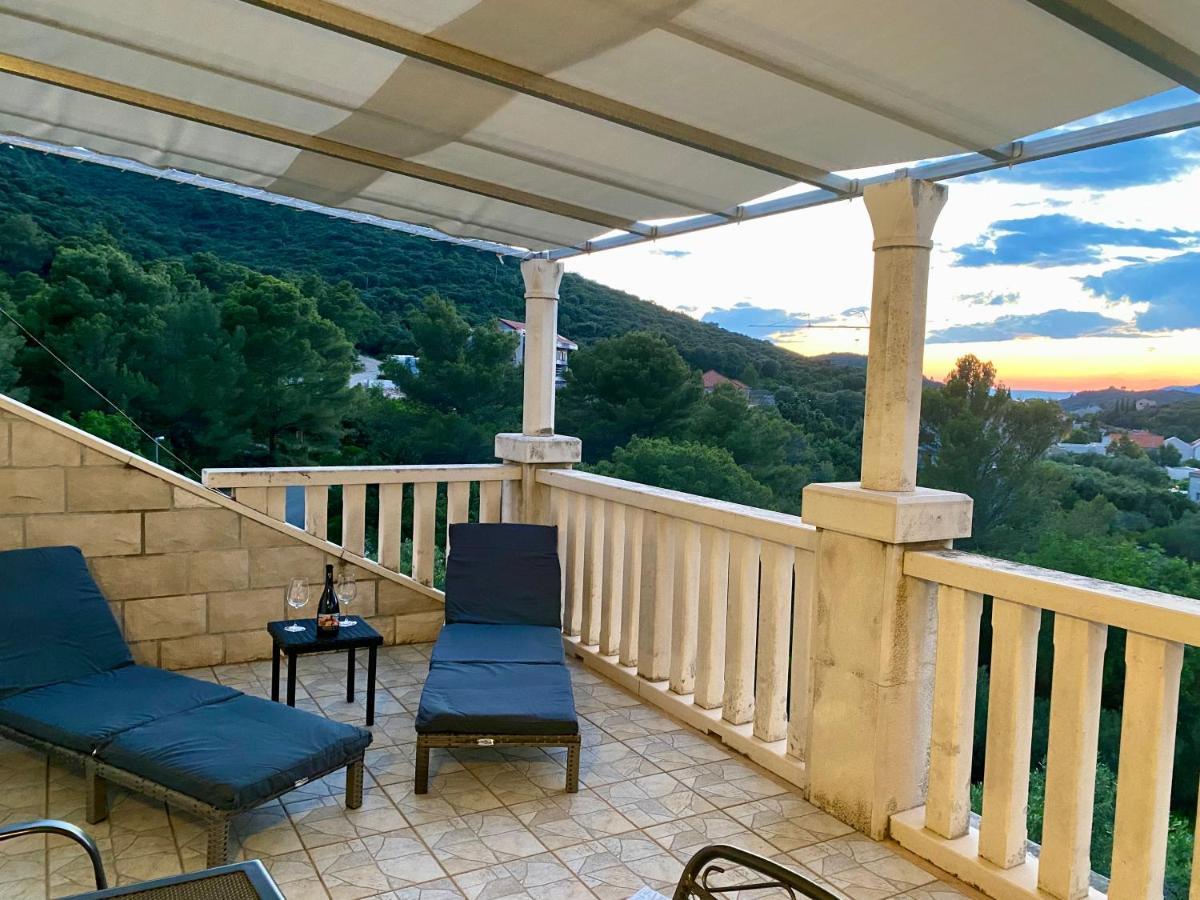 Apartmani Luka Zrnovo Eksteriør billede